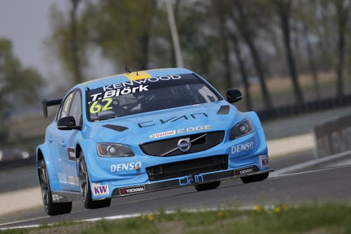 Thed Björk secures best ever WTCC result with last-lap pass