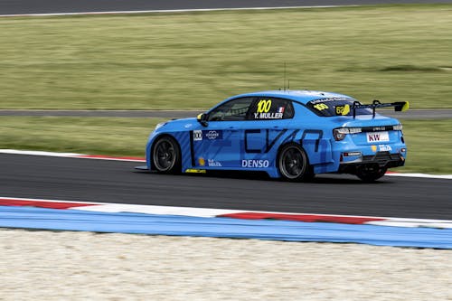 Flash report: Struggling for pace in qualifying at the fast Slovakiaring