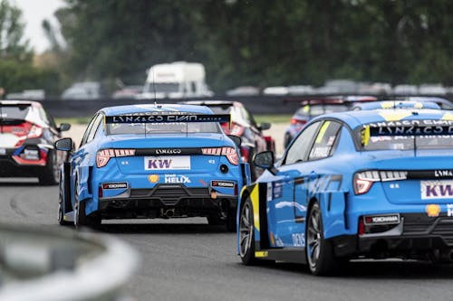 ​Lynk & Co Cyan Racing salvages points from tough WTCR weekend in Slovakia