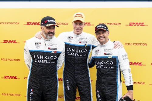 ​Flash report: Thed Björk leads historic Lynk & Co Cyan Racing 1-2-3-4 at Zandvoort