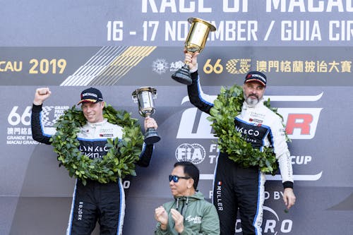 ​Flash report: Yvan Muller and Thed Björk heads Lynk & Co Cyan Racing 1-2