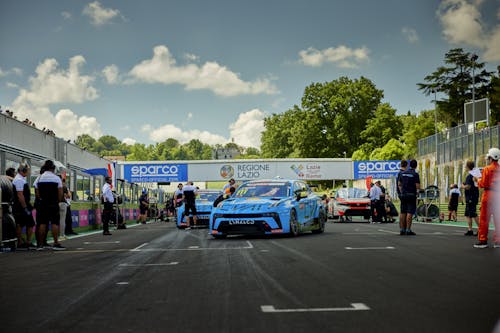 ​Vallelunga kicks off intense KUMHO FIA TCR World Tour season for Lynk & Co Cyan Racing