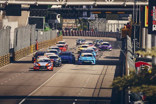 Yann Ehrlacher faces tough final TCR World Tour race in Macau